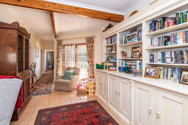 5 Bedroom Property for Sale in Tokai Western Cape